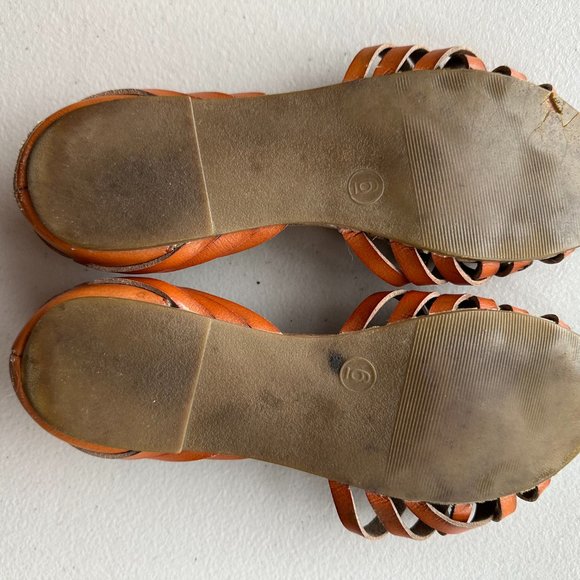 Mossimo, brown leather woven sandals, size 6 - Picture 3 of 4